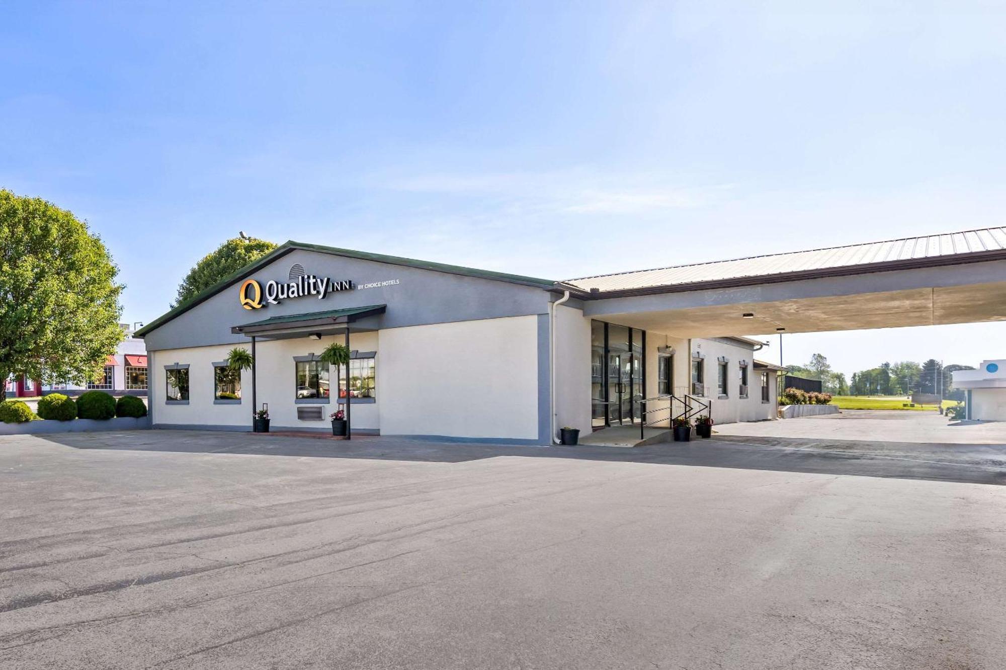 Quality Inn Lawrenceburg Esterno foto